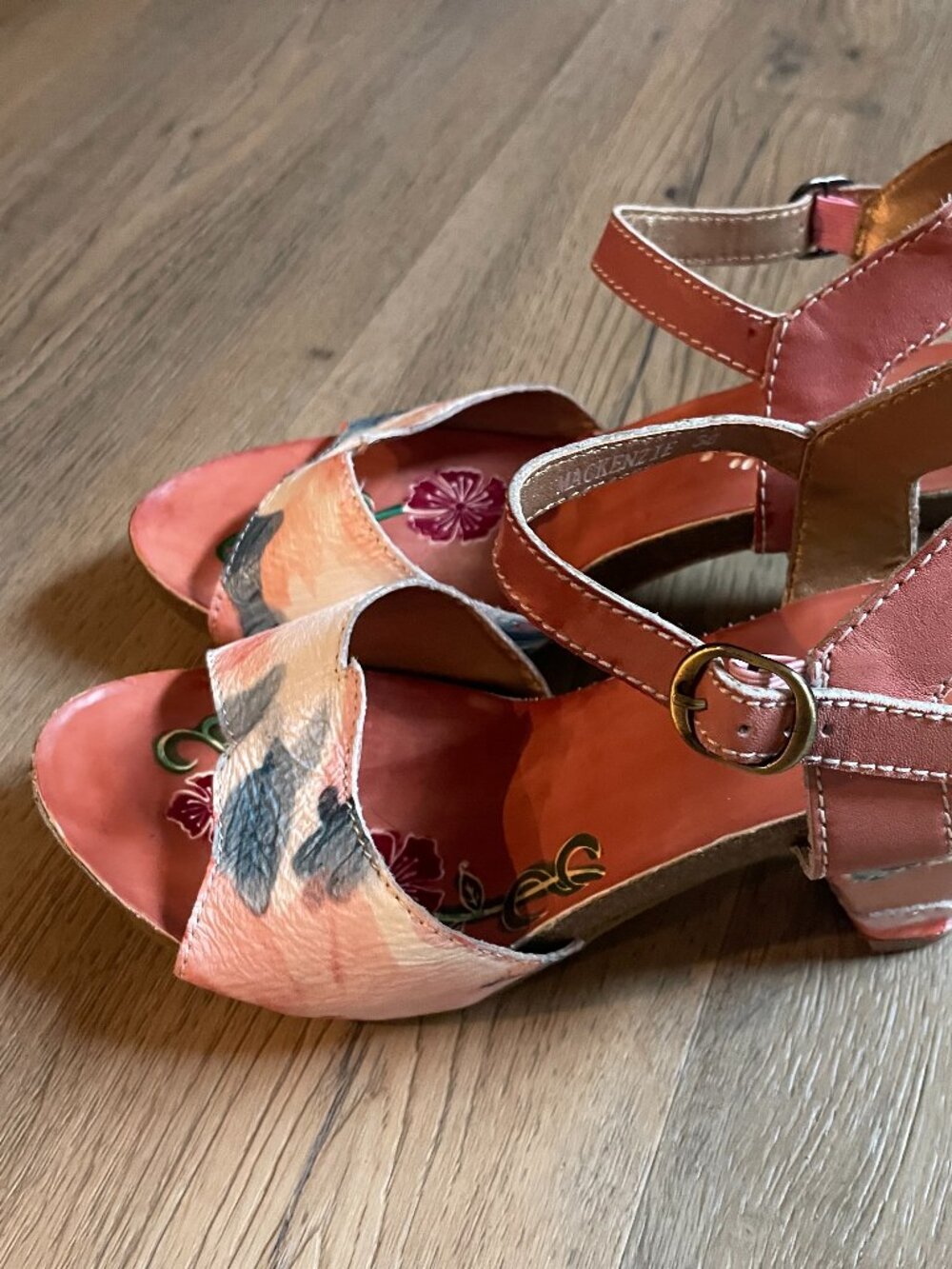 Spring Step Mackenzie Floral Leather Heel 39 (8.5) Summer Resort Women's!